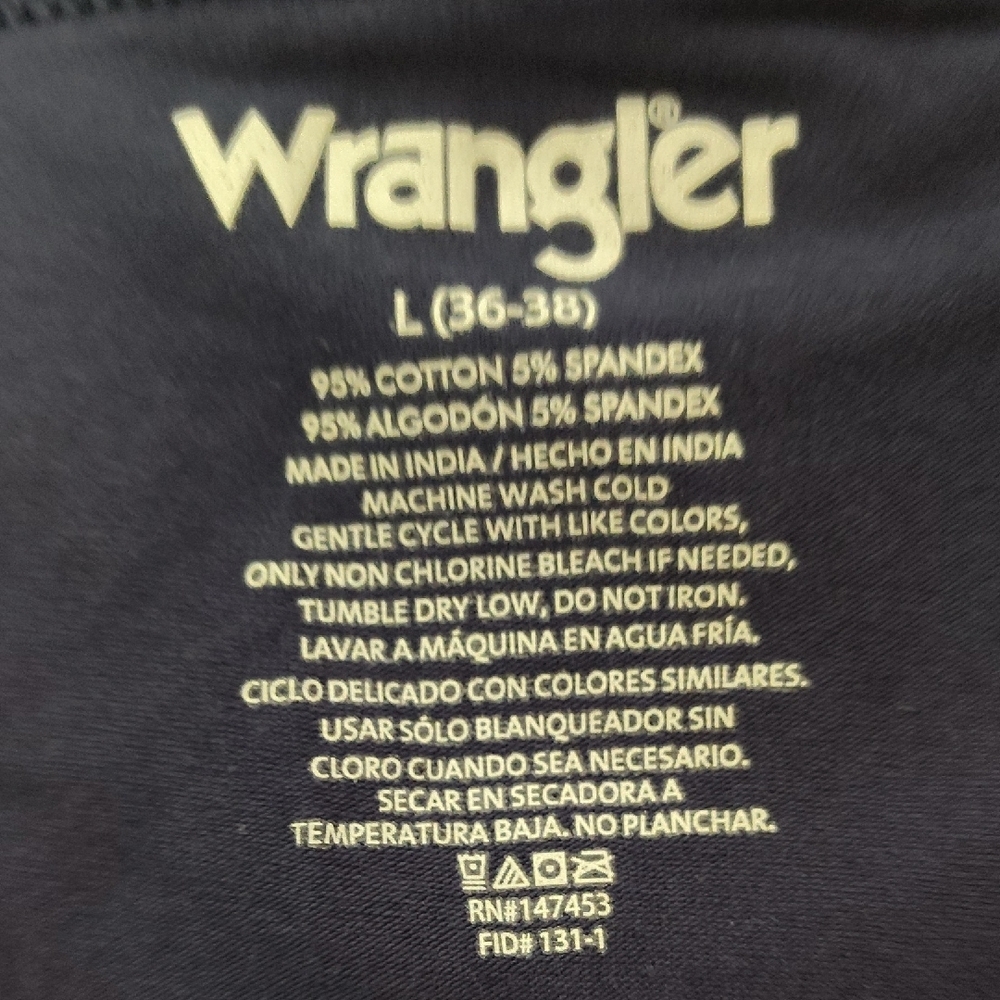 New Wrangler Men's Briefs - Navy and Light Blue Sz 36-38 - Picture 3 of 5